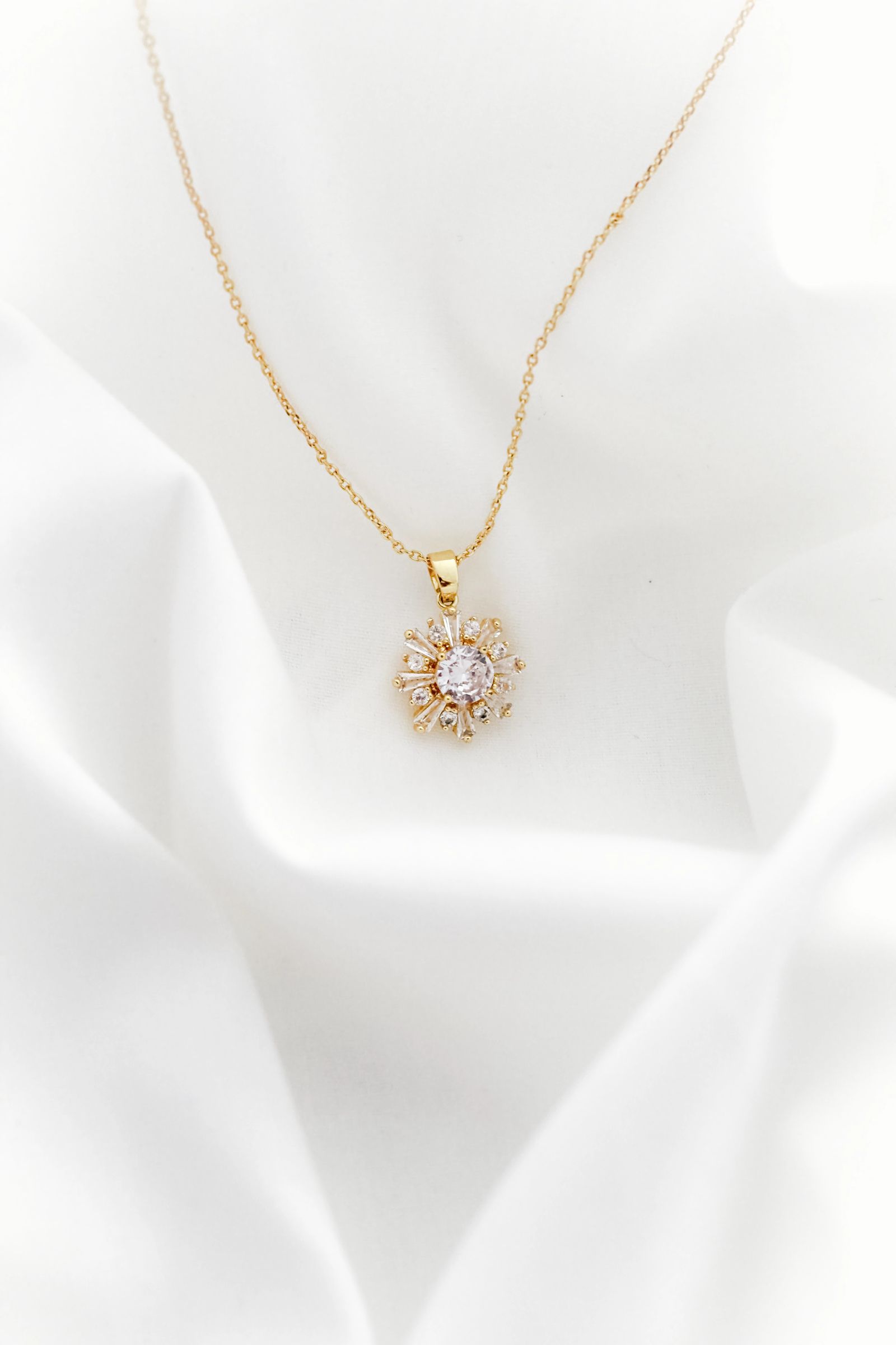 The Dune Pendant